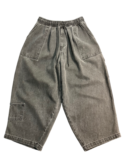 black carpenter jeans