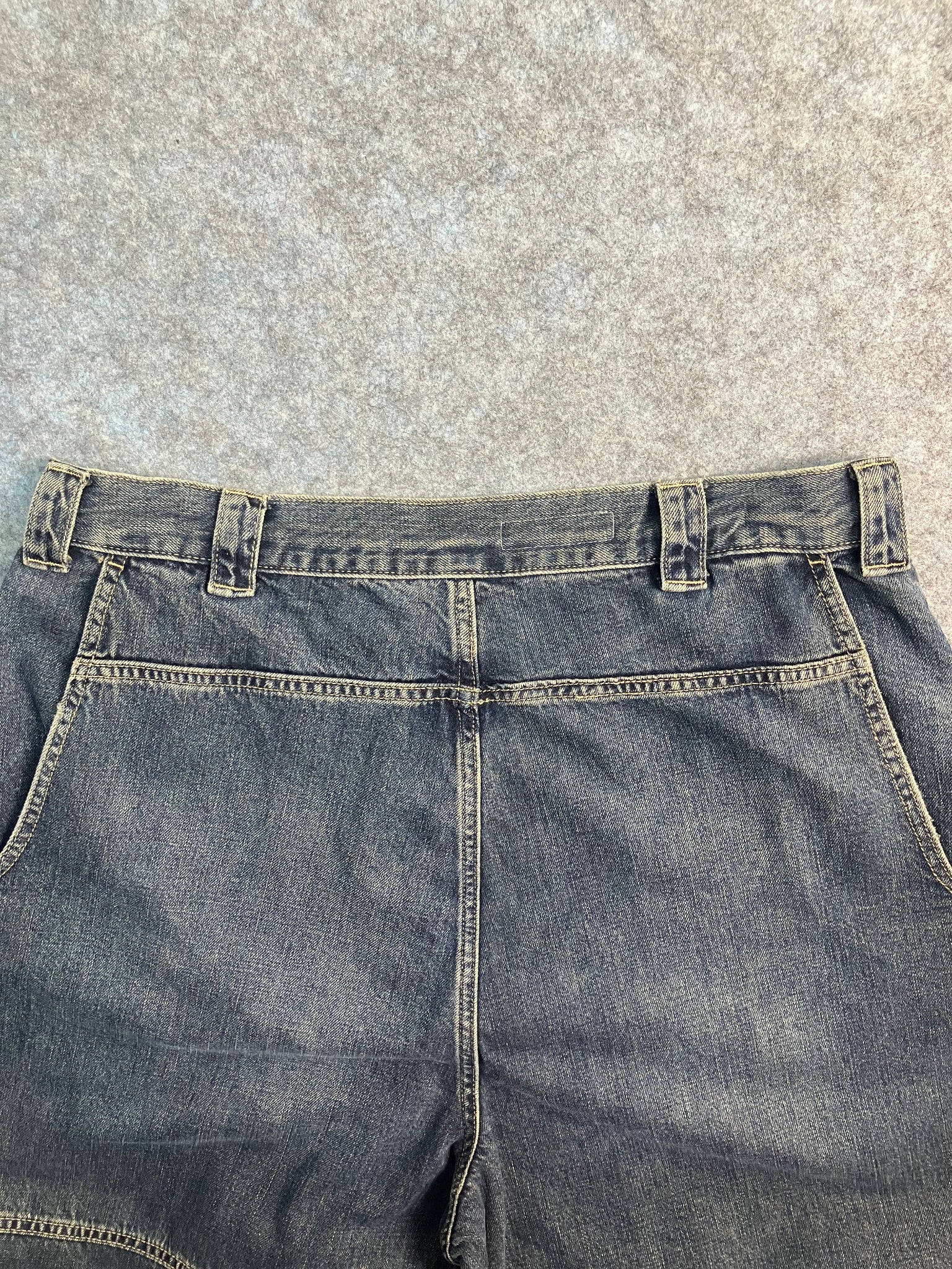 blue y2k baggy jeans