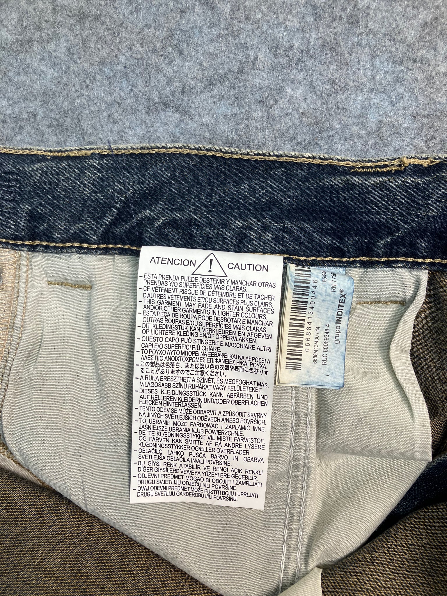 blue y2k baggy jeans
