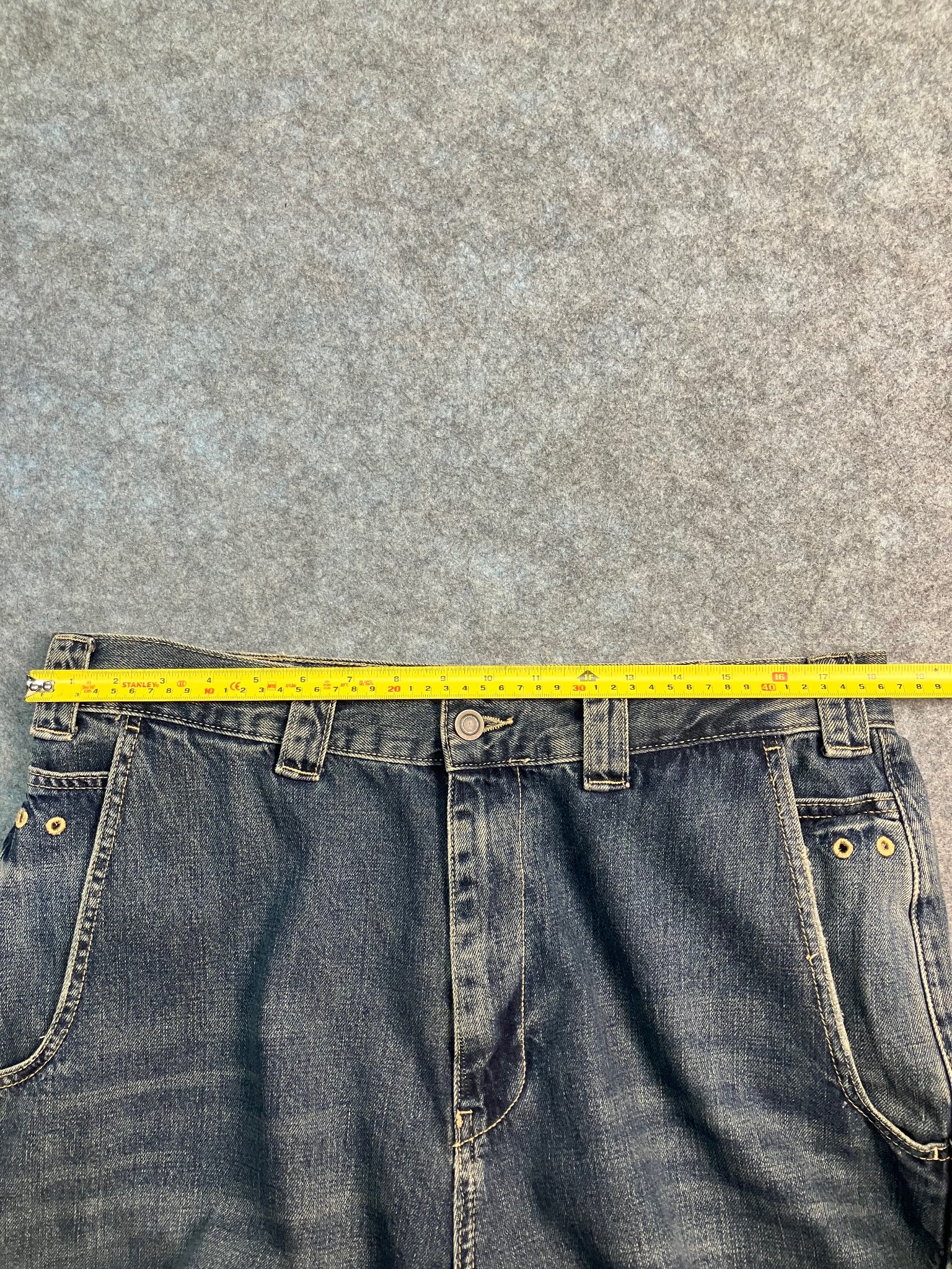 blue y2k baggy jeans