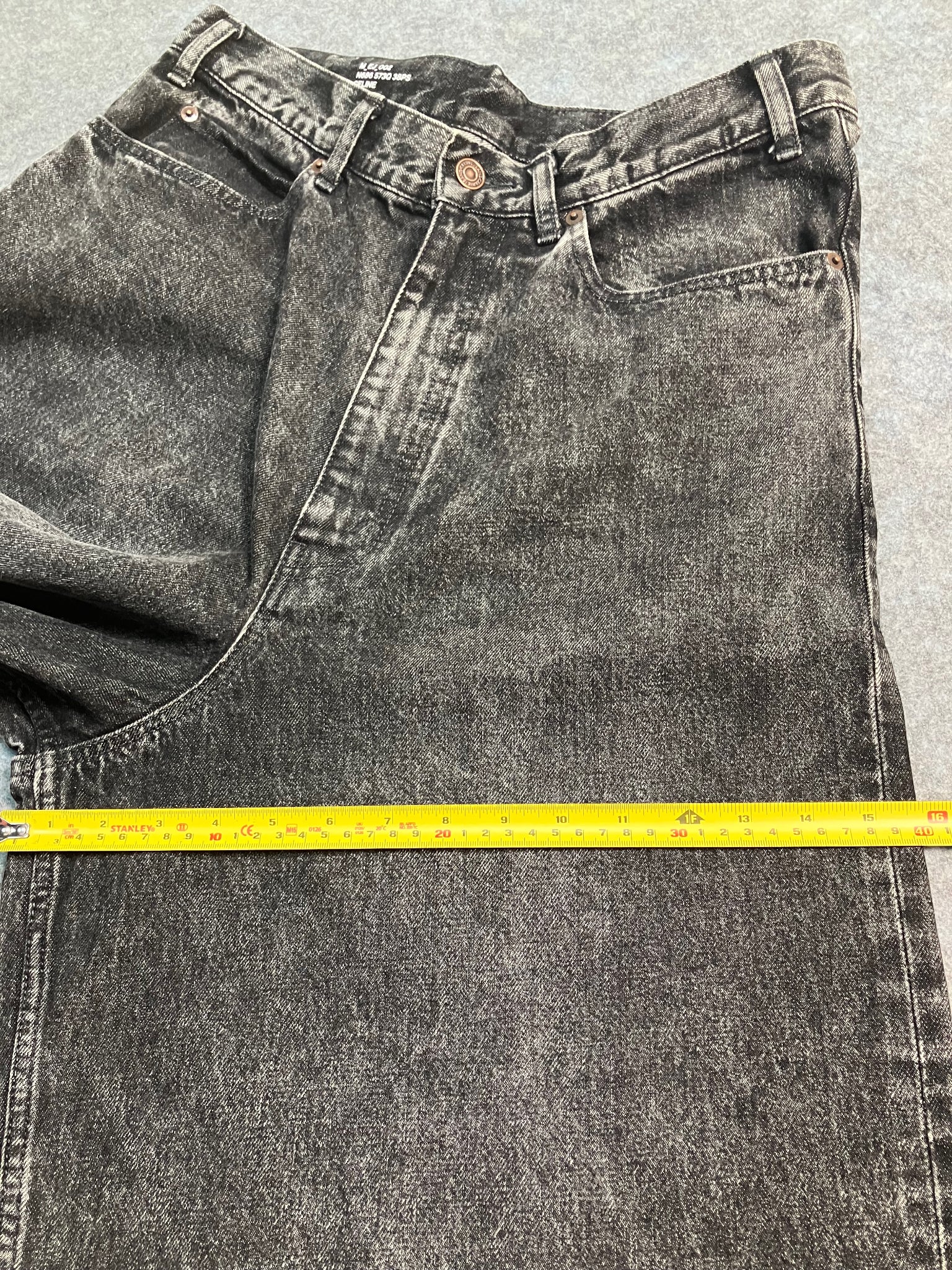 black super jumbo wide-leg jeans