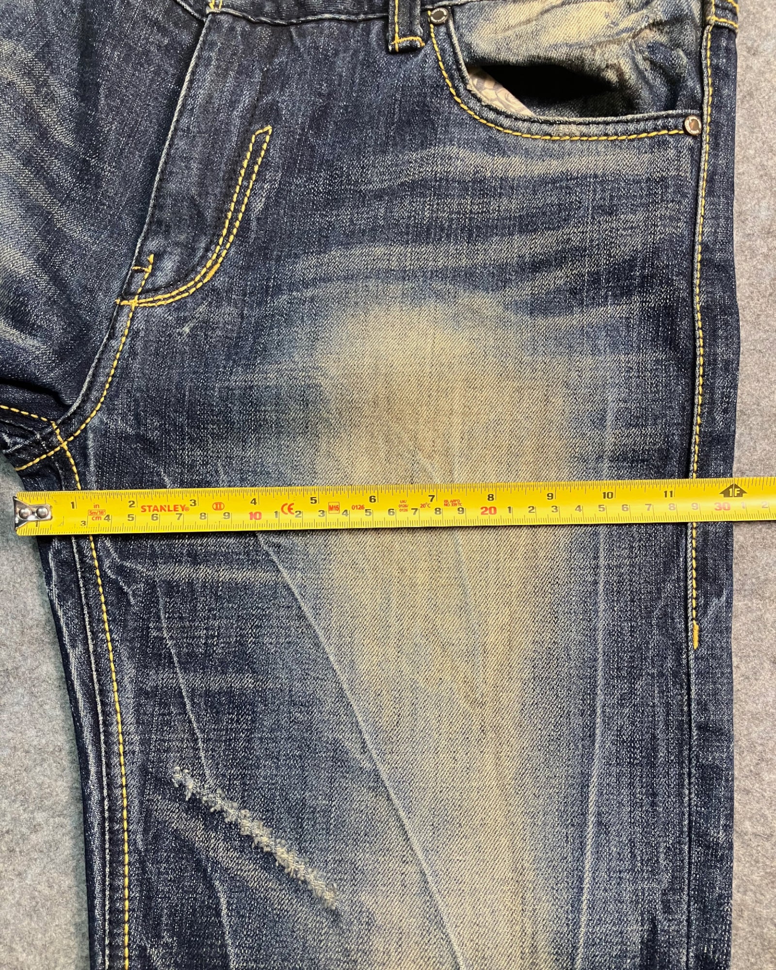 blue vintage wash regular-fit jeans