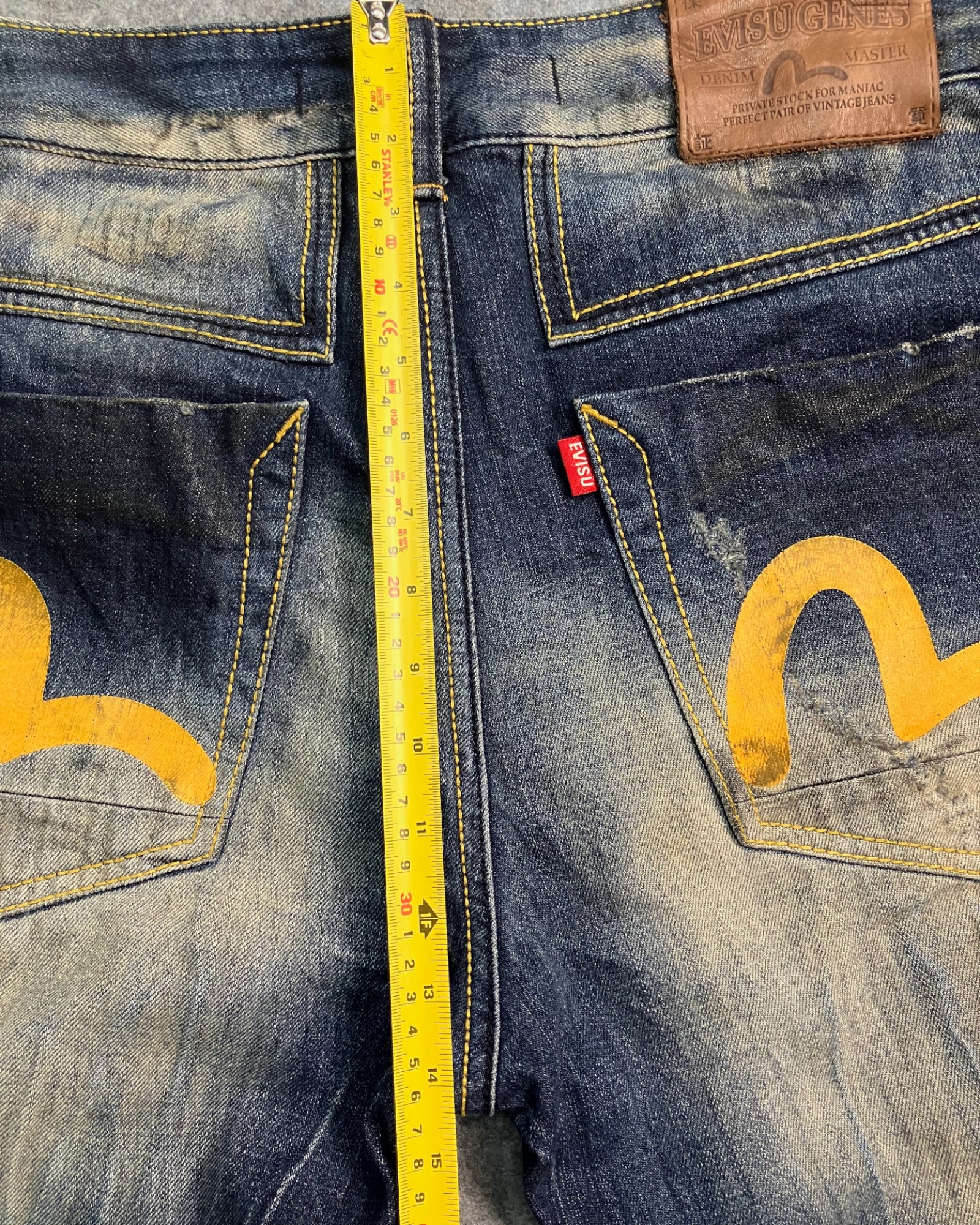 blue vintage wash regular-fit jeans